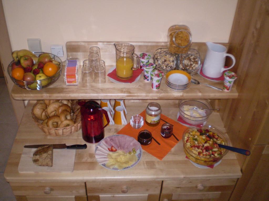 Gaestezimmer Rieder Staatz Luaran gambar